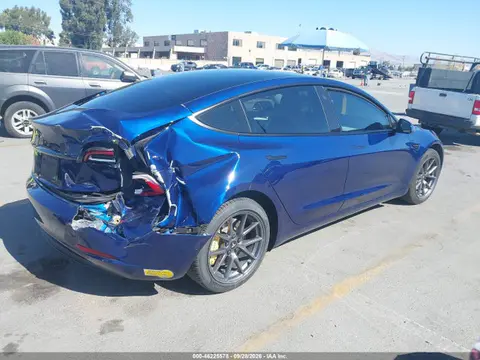 2022 Tesla Model 3 Rear-wheel Drive VIN 5YJ3E1EA4NF164611 фото 4