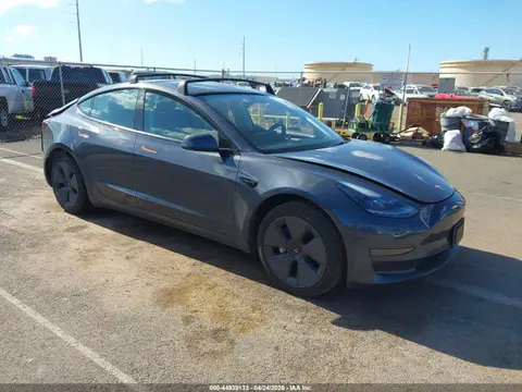5YJ3E1EA3PF420630 — 2023 Tesla Model 3 Rear-Wheel Drive, Задняя часть (Rear), фото до ремонта