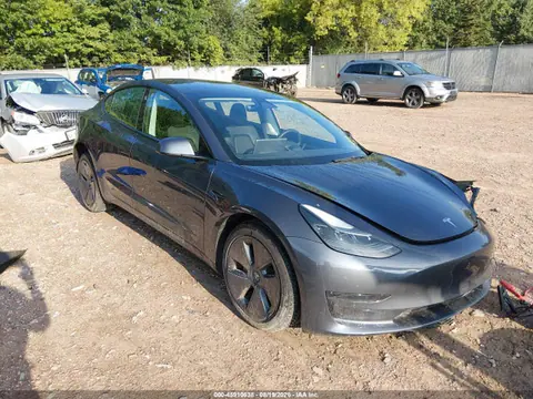5YJ3E1EA5PF404736 — 2023 Tesla Model 3 Rear-Wheel Drive, Передняя часть слева (Left Front), фото до ремонта