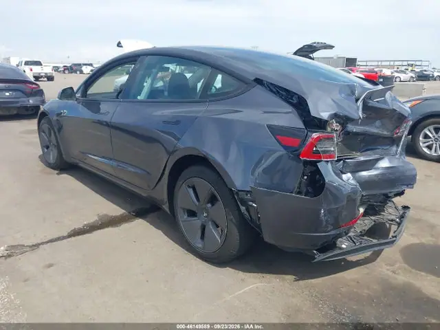 5YJ3E1EA0PF711666 — 2023 Tesla Model 3 Rear-Wheel Drive, фото 3 с аукциона IAAI 13.10.2026, Задняя часть