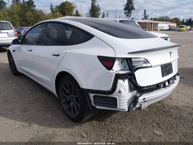 5YJ3E1EA1PF580201 — 2023 Tesla Model 3 Rear-Wheel Drive, фото 3 с аукциона IAAI 30.09.2026, Задняя часть справа