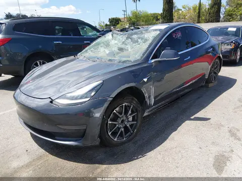 2020 Tesla Model 3 Standard Range Plus Rear-wheel Drive/standard Range Rear-wheel Drive VIN 5YJ3E1EA8LF597183 фото 2