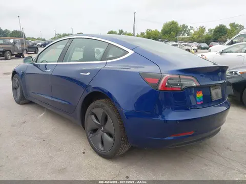 2020 Tesla Model 3 Standard Range Plus Rear-wheel Drive/standard Range Rear-wheel Drive VIN 5YJ3E1EAXLF736892 фото 3
