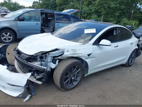 2021 Tesla Model 3 Standard Range Plus Rear-wheel Drive VIN 5YJ3E1EA8MF041540 фото 2