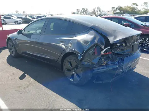 2021 Tesla Model 3 Standard Range Plus Rear-wheel Drive VIN 5YJ3E1EA1MF083547 фото 3