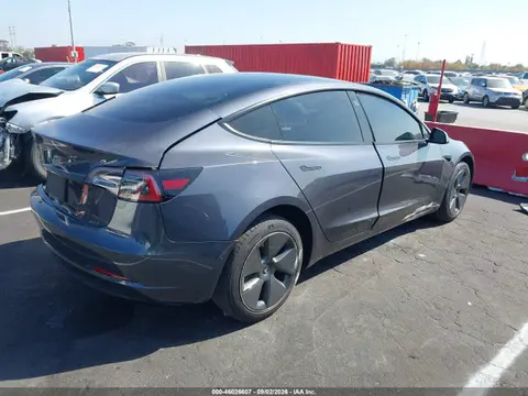 2021 Tesla Model 3 Standard Range Plus Rear-wheel Drive VIN 5YJ3E1EA1MF083547 фото 4