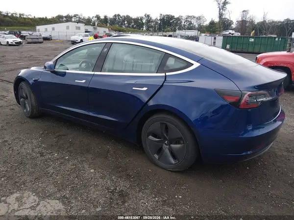 2018 TESLA MODEL 3 VIN 5YJ3E1EA1JF124819 фото 3