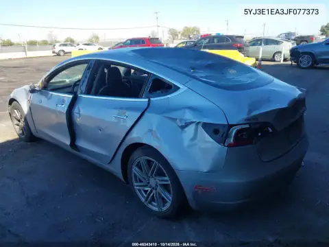 5YJ3E1EA3JF077373 — 2018 Tesla Model 3, фото 3 с аукциона IAAI, Передняя и задняя части