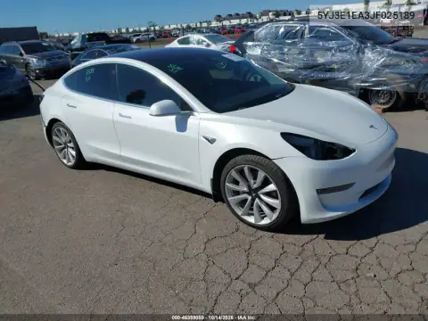 5YJ3E1EA3JF025189 — 2018 Tesla Model 3, Передняя часть, фото до ремонта
