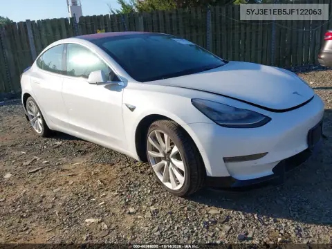 5YJ3E1EB5JF122063 — 2018 Tesla Model 3, Возвращение во владение, фото до ремонта