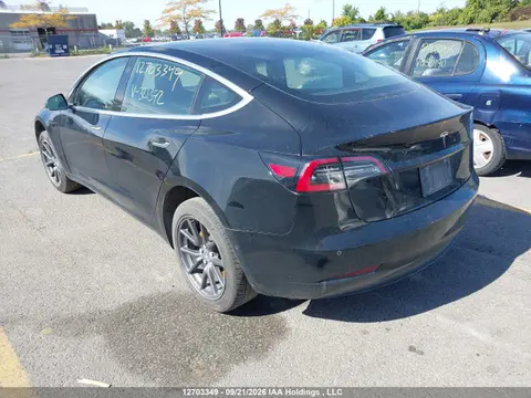 2019 Tesla MODEL 3 VIN 5YJ3E1EAXKF321392 фото 3