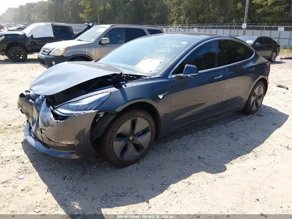 5YJ3E1EA8KF308091 — 2019 Tesla Model 3, фото 2 с аукциона IAAI 15.10.2026, Передняя и задняя части