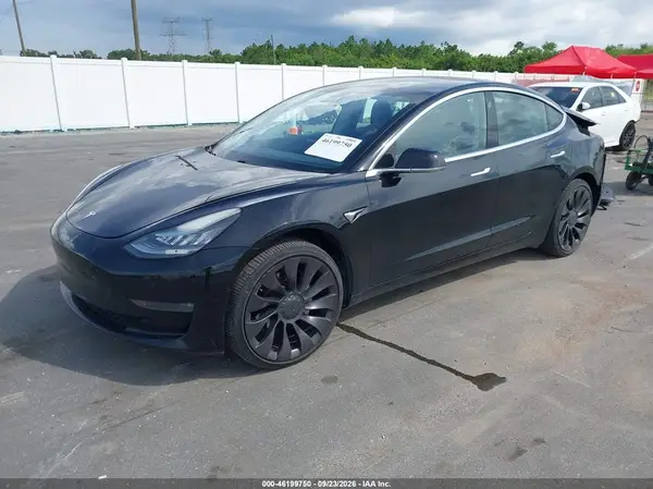 5YJ3E1EB2KF385385 — 2019 Tesla Model 3, фото 2 с аукциона IAAI, Задняя часть