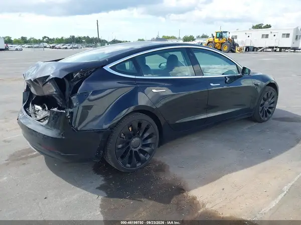 5YJ3E1EB2KF385385 — 2019 Tesla Model 3, фото 4 с аукциона IAAI, Задняя часть