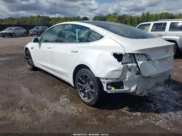 5YJ3E1EA0KF484360 — 2019 Tesla Model 3, фото 3 с аукциона IAAI, Задняя часть