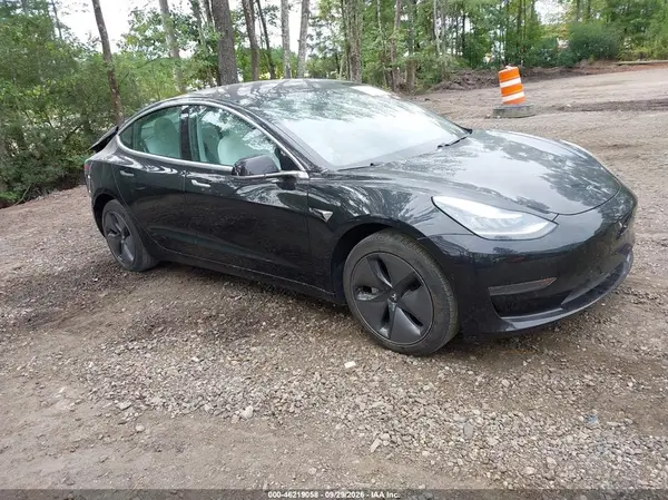 5YJ3E1EA0KF413059 — 2019 Tesla Model 3, Задняя часть (Rear), фото до ремонта