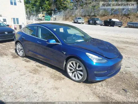 5YJ3E1EA9KF301179 — 2019 Tesla Model 3, Сзади слева, фото до ремонта