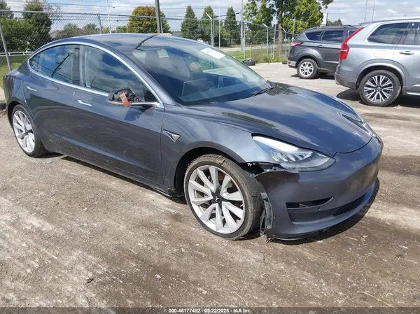 5YJ3E1EB9LF666424 — 2020 Tesla Model 3, Передняя часть справа (Right Front), фото до ремонта