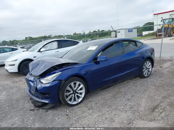 5YJ3E1EA1LF629746 — 2020 Tesla Model 3, фото 2 с аукциона IAAI, Передняя часть