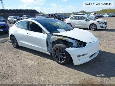 5YJ3E1EA5LF660143 — 2020 Tesla Model 3, Правая сторона, фото до ремонта