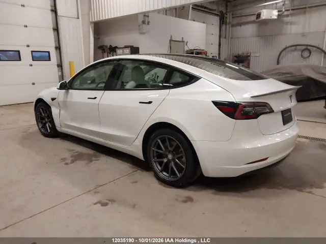 5YJ3E1EA0MF861885 — 2021 Tesla Model 3, фото 3 с аукциона IAAI 13.10.2026, Угон