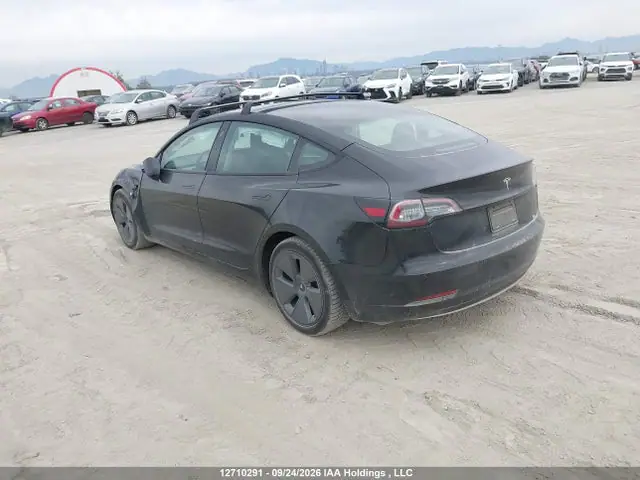 5YJ3E1EA1MF091812 — 2021 Tesla Model 3, фото 3 с аукциона IAAI 14.10.2026, Передняя часть