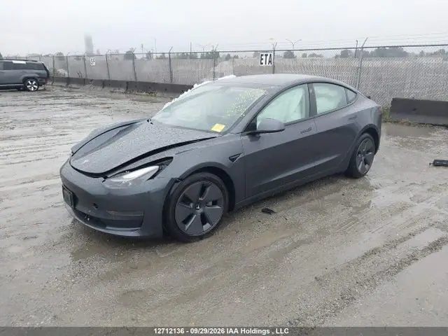 5YJ3E1EA6MF022162 — 2021 Tesla Model 3, фото 2 с аукциона IAAI 14.10.2026, Передняя часть