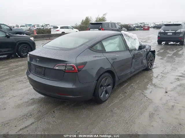5YJ3E1EA6MF022162 — 2021 Tesla Model 3, фото 4 с аукциона IAAI 14.10.2026, Передняя часть