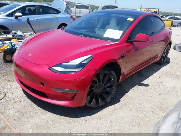 5YJ3E1ECXMF082933 — 2021 Tesla Model 3, фото 2 с аукциона IAAI 13.10.2026, Ходовая часть