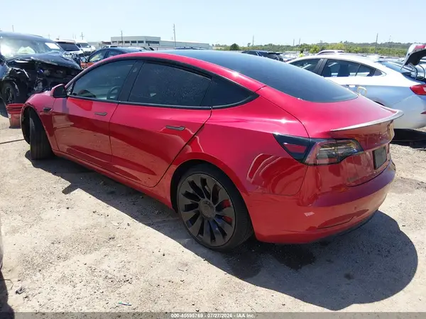 5YJ3E1ECXMF082933 — 2021 Tesla Model 3, фото 3 с аукциона IAAI 13.10.2026, Ходовая часть