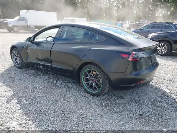 5YJ3E1EB5MF097847 — 2021 Tesla Model 3, фото 3 с аукциона IAAI, Левый бок
