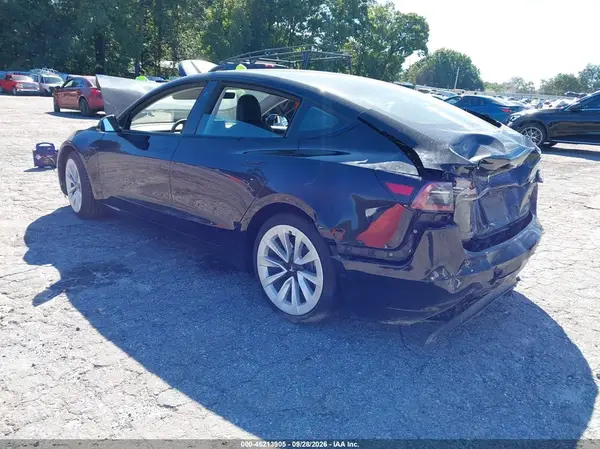 5YJ3E1EA1MF031836 — 2021 Tesla Model 3, фото 3 с аукциона IAAI, Передняя часть