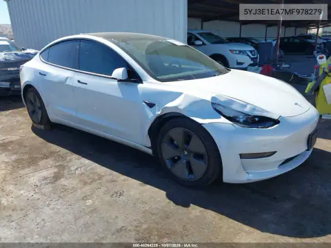 5YJ3E1EA7MF978279 — 2021 Tesla Model 3, Передняя часть, фото до ремонта
