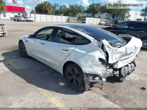 5YJ3E1EB6MF948070 — 2021 Tesla Model 3, фото 3 с аукциона IAAI, Передняя и задняя части