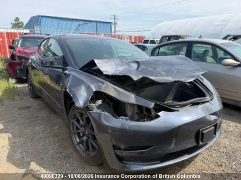 5YJ3E1EA1NF164503 — 2022 Tesla Model 3, Передняя часть (Front), фото до ремонта
