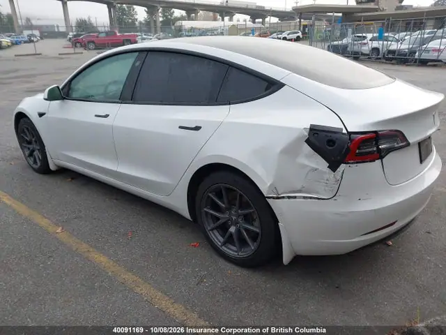 5YJ3E1EA1NF174335 — 2022 Tesla Model 3, фото 3 с аукциона IAAI 14.10.2026, Левый бок