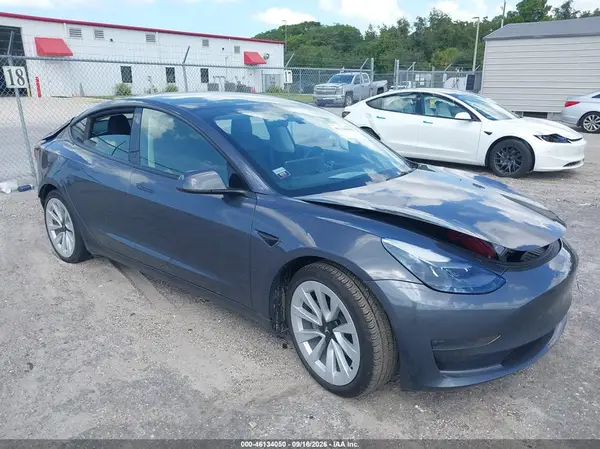 5YJ3E1EA7NF329311 — 2022 Tesla Model 3, Задняя часть (Rear), фото до ремонта