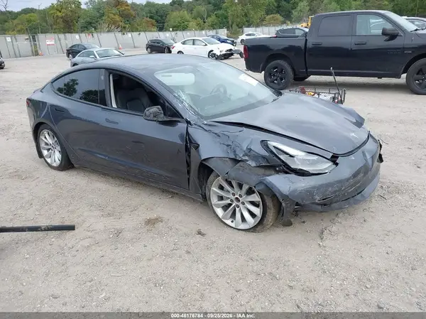 5YJ3E1EB1NF251441 — 2022 Tesla Model 3, Повреждения со всех сторон (All Over), фото до ремонта