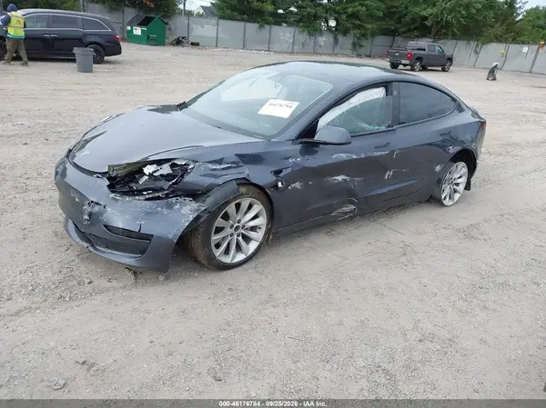 5YJ3E1EB1NF251441 — 2022 Tesla Model 3, фото 2 с аукциона IAAI, Повреждения со всех сторон