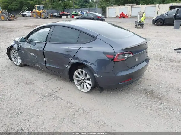 5YJ3E1EB1NF251441 — 2022 Tesla Model 3, фото 3 с аукциона IAAI, Повреждения со всех сторон