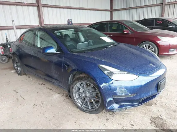 5YJ3E1EB0NF145403 — 2022 Tesla Model 3, Левый бок (Left Side), фото до ремонта