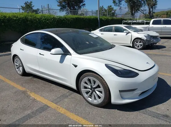 5YJ3E1EB8NF274716 — 2022 Tesla Model 3, Левый бок (Left Side), фото до ремонта
