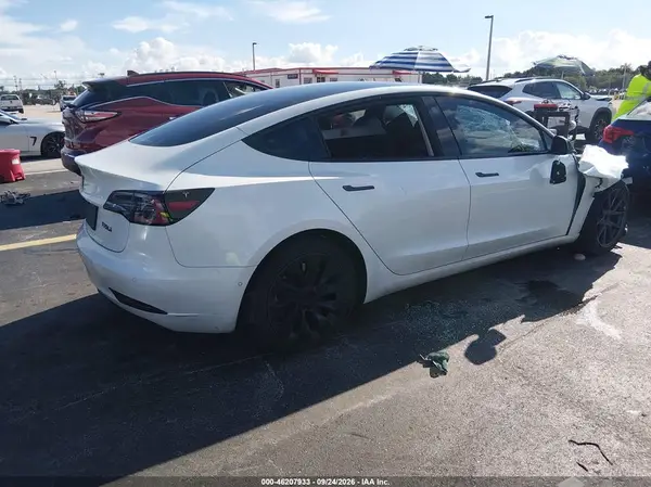 5YJ3E1EA8NF171982 — 2022 Tesla Model 3, фото 4 с аукциона IAAI 10.10.2026, Передняя часть