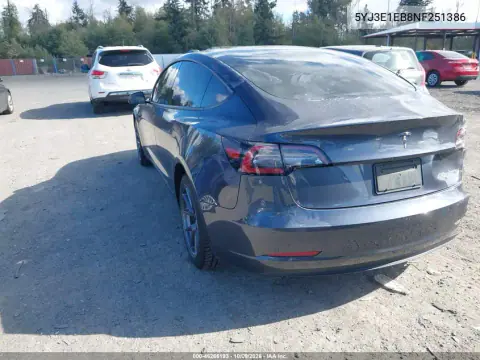 2022 Tesla Model 3 Long Range Dual Motor All-Wheel Drive VIN 5YJ3E1EB8NF251386 фото 3