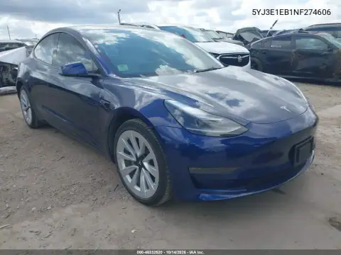 5YJ3E1EB1NF274606 — 2022 Tesla Model 3, Сзади слева, фото до ремонта