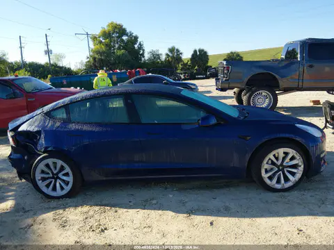 2022 Tesla Model 3 Rear-Wheel Drive VIN 5YJ3E1EA8NF188992 фото 12