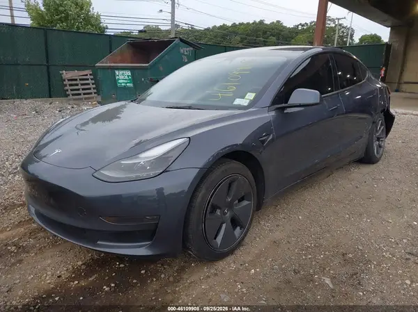 5YJ3E1EA5PF625320 — 2023 Tesla Model 3, фото 2 с аукциона IAAI, LEFT & RIGHT SIDE