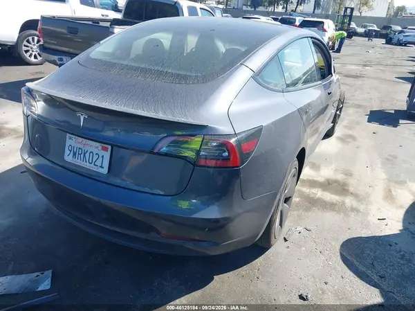 5YJ3E1EA8PF602730 — 2023 Tesla Model 3, фото 4 с аукциона IAAI 11.10.2026, Передняя часть справа