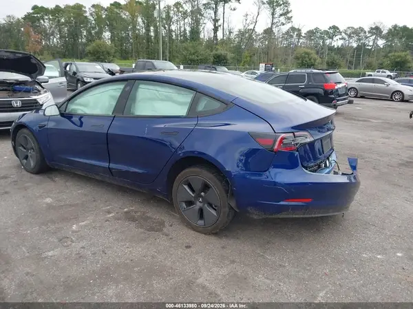 5YJ3E1EA0PF448241 — 2023 Tesla Model 3, фото 3 с аукциона IAAI, Задняя часть справа