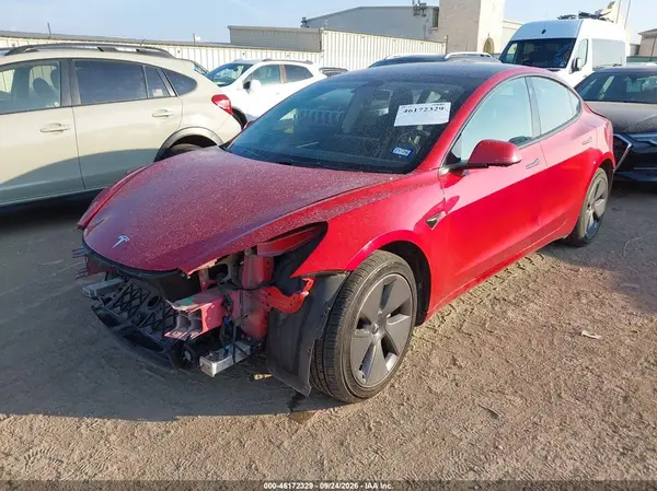 5YJ3E1EA5PF460157 — 2023 Tesla Model 3, фото 2 с аукциона IAAI, Передняя часть